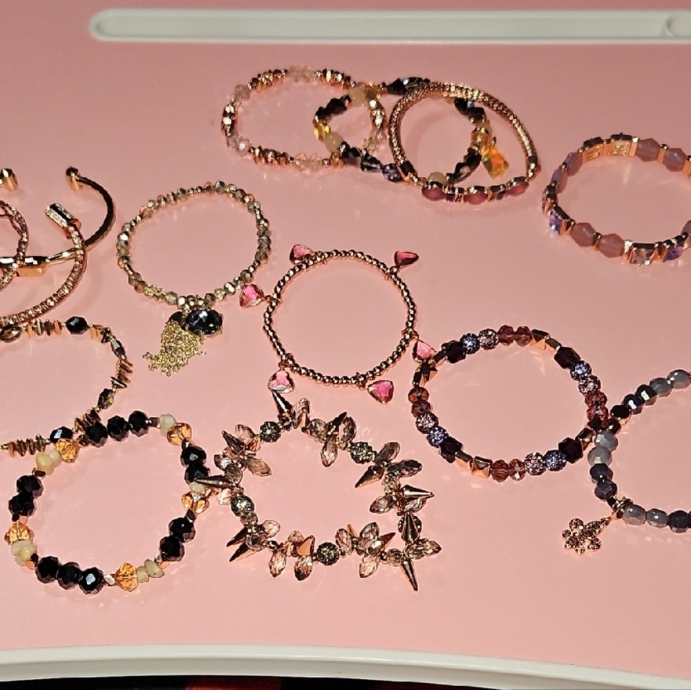 Chic Beaded Bracelet Set with Gold and Purple Accents - Picture 4 of 5